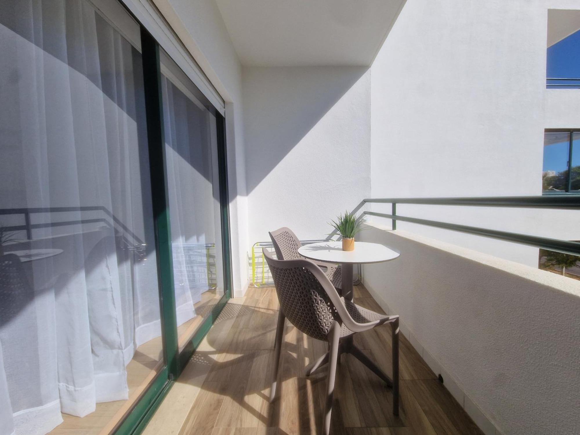 Avenida Mar 1 - Ar-Condicionado, Wifi E 200Mts Da Praia Quarteira Eksteriør bilde